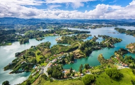 Colombia - Royal Caribbean: Jewel Of The Seas | DMA Value Vacations Travel & Tours Inc.